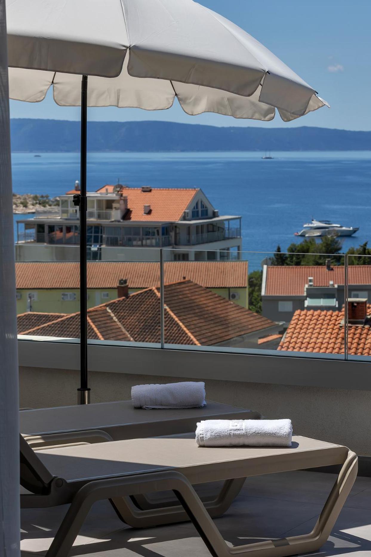 Apartments Dany Makarska Eksteriør billede